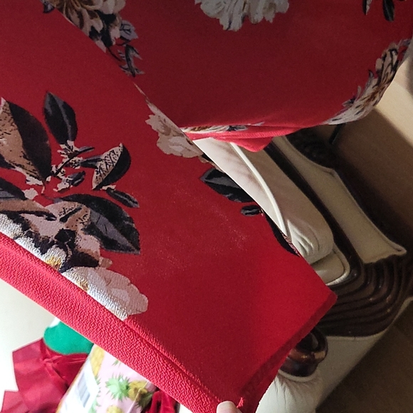 Soho Girls Red Kimono, Floral Coverup , Tunic Open Cardigan - Picture 2 of 5